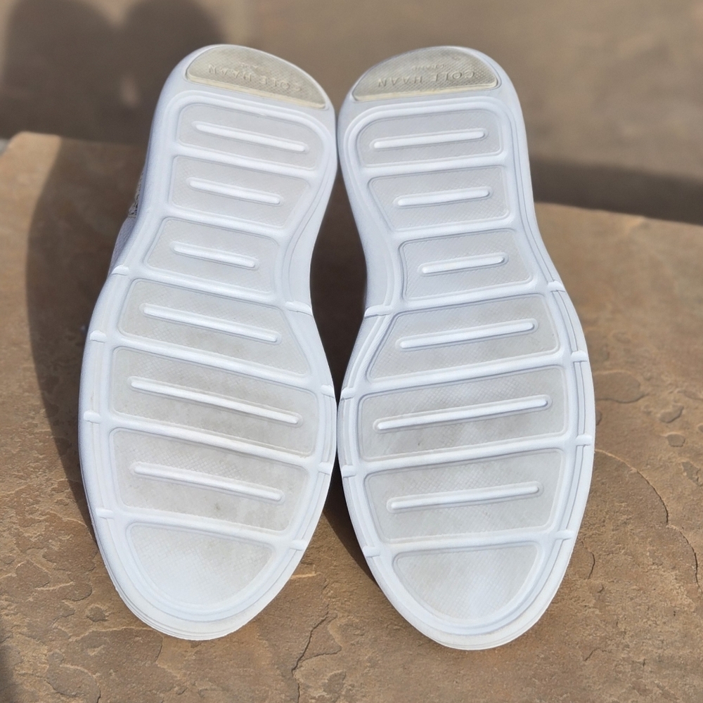 Cole hann grand sport journey sneaker White snakeskin silver size 9 women's - Picture 13 of 13